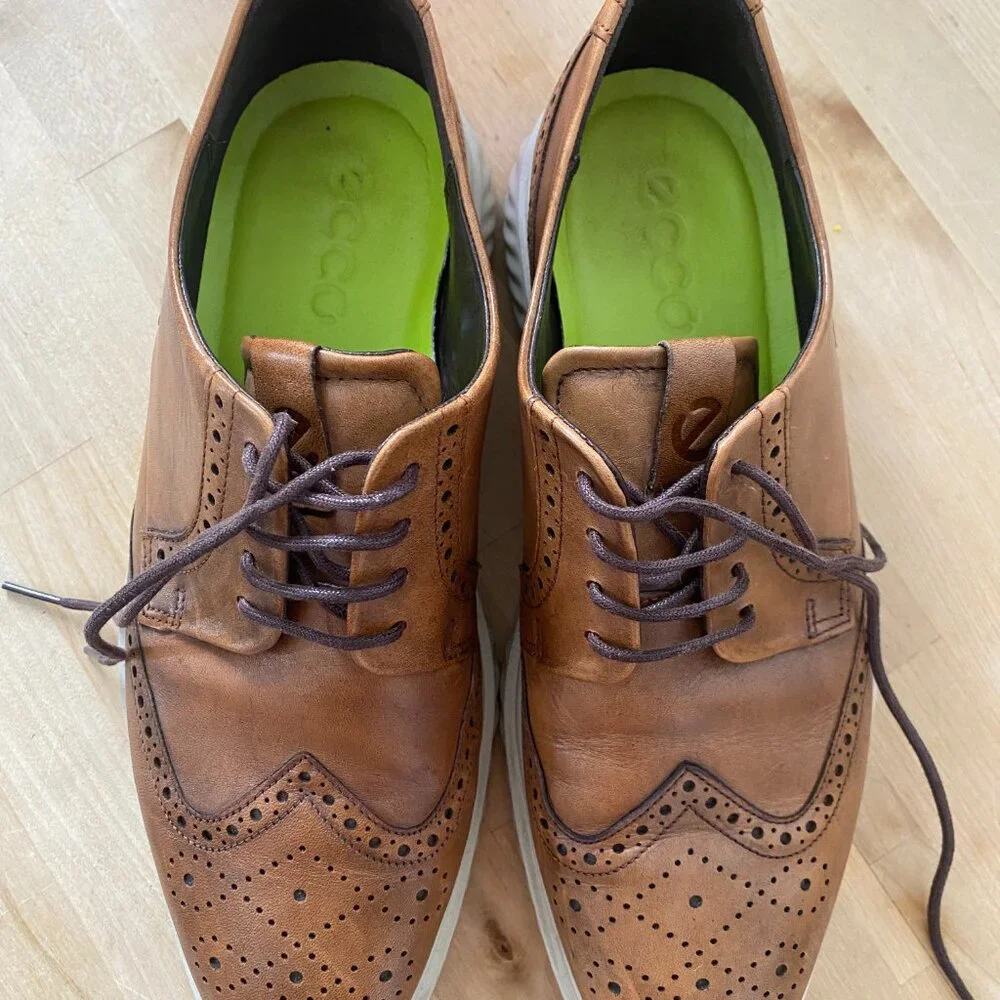 Men's Brown Leather Wingtip Oxford Lace-Up Shoes